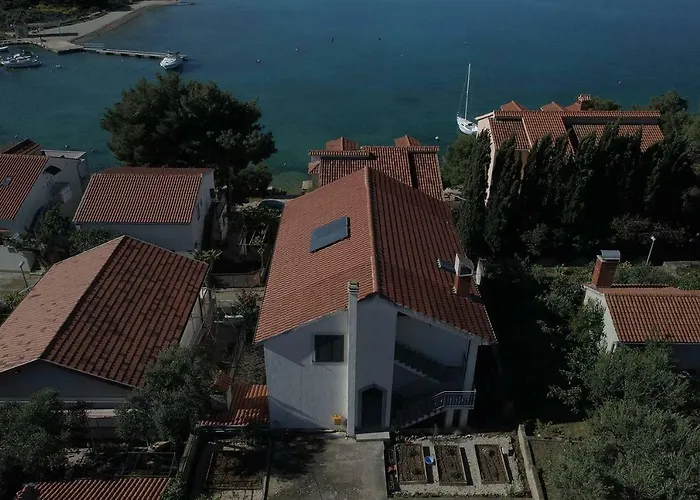 Tatil Evi Superstar Zaboric